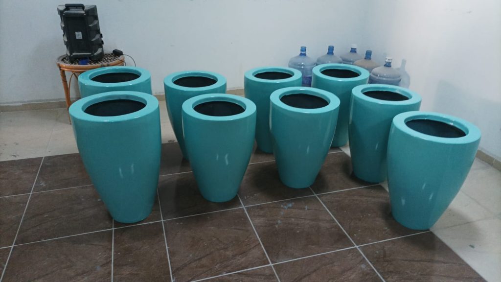 koniksaksifiyatlari-1-1024x576 Kepez – Polyester Saksı ve Peyzaj Ürünleri